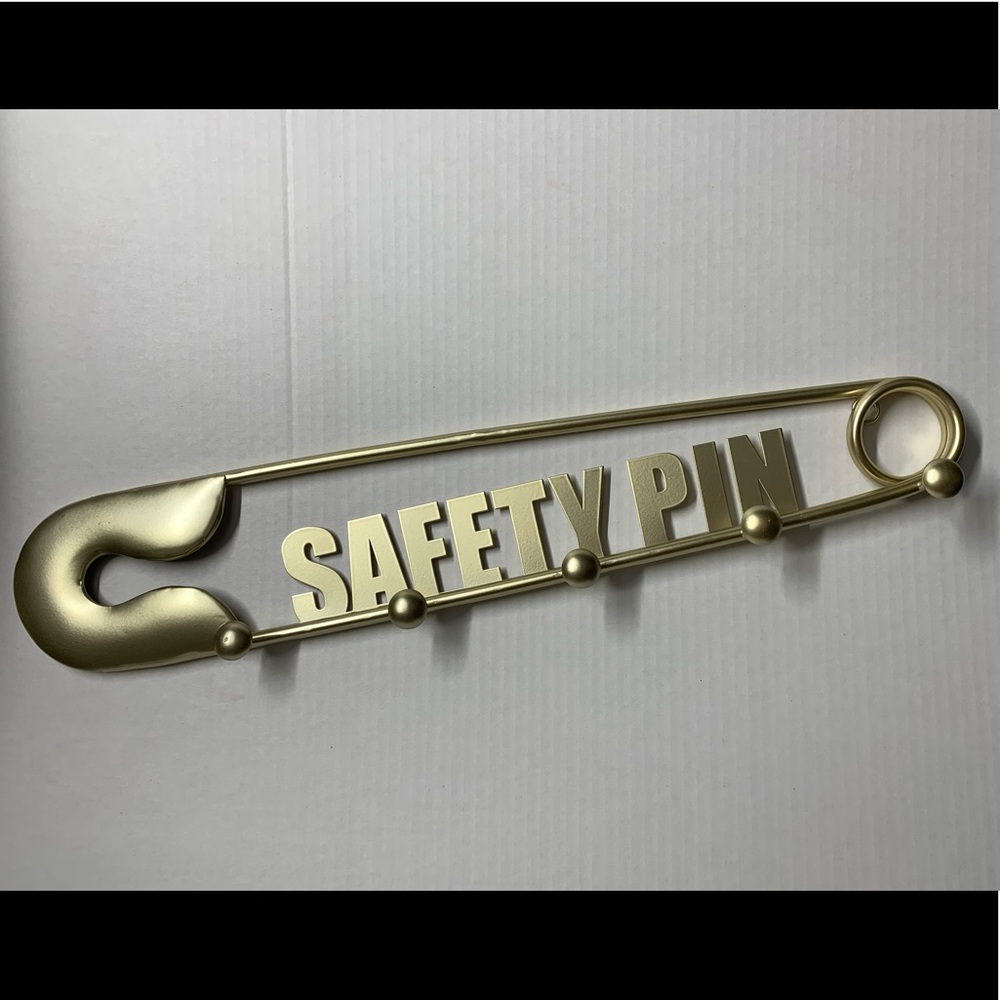 Safety Pin Gold Wall Decor